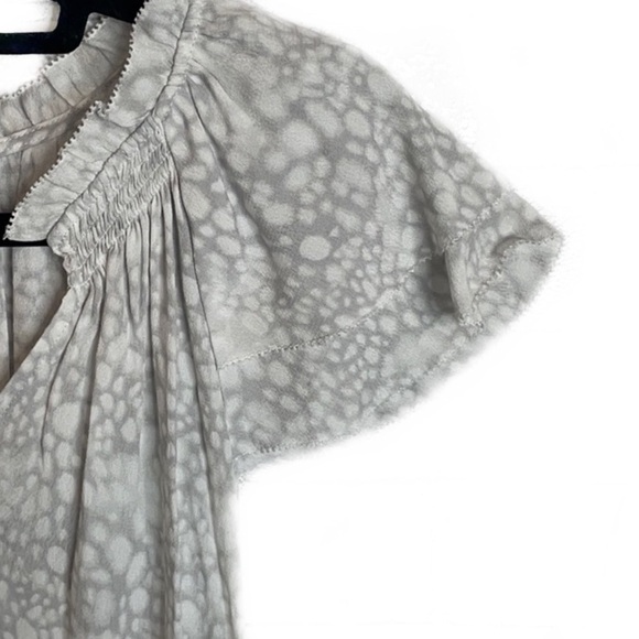 A New Day Short Flutter Sleeve Animal Print Top XL - Picture 6 of 12